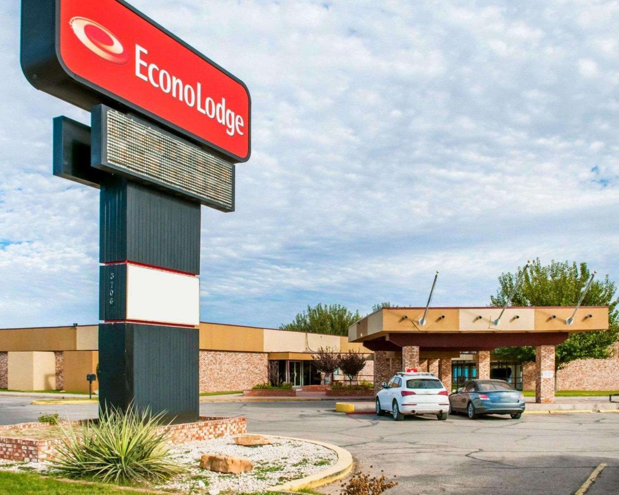 Econo Lodge Carlsbad Caverns Area Exteriör bild